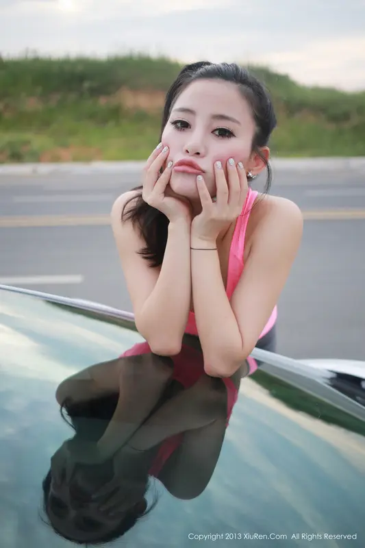 [XIUREN秀人网]2013.10.09 No.027 易欣viya – 021.webp
