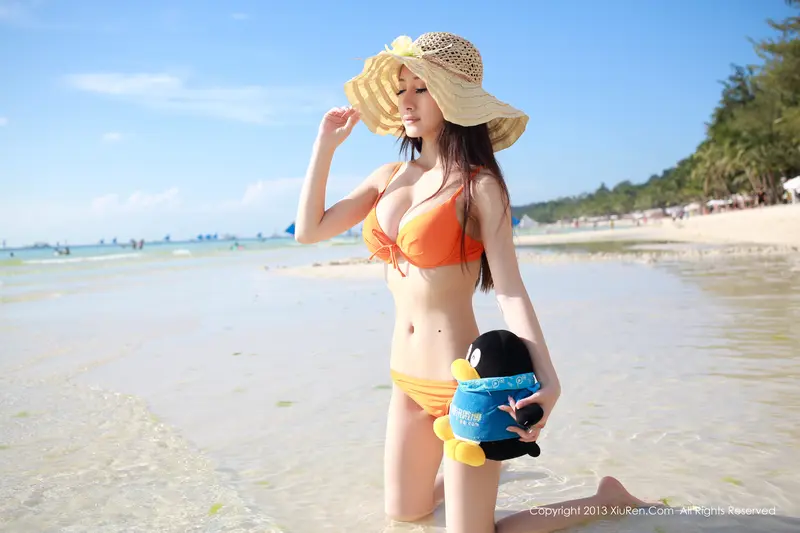 [XIUREN秀人网]2013.10.11 No.028 小小白思宜 – 040.webp