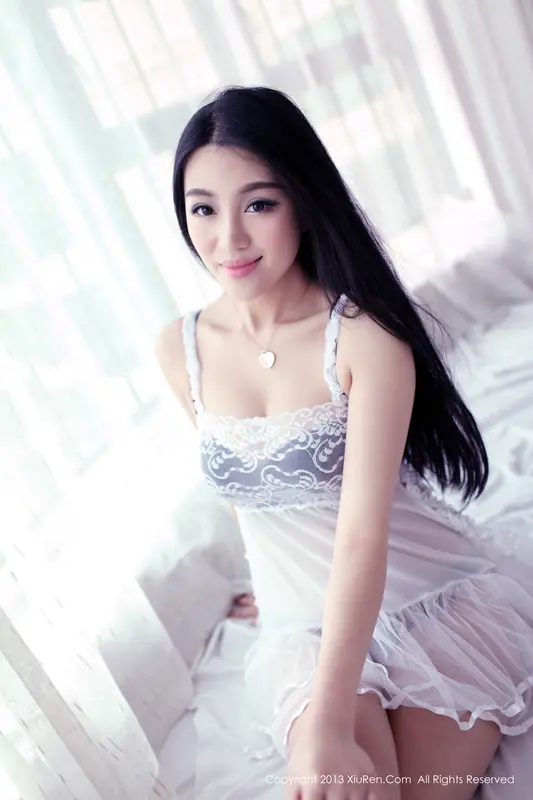 [XIUREN秀人网]2013.10.18 No.032 Tiffany_小梦 – 034.webp