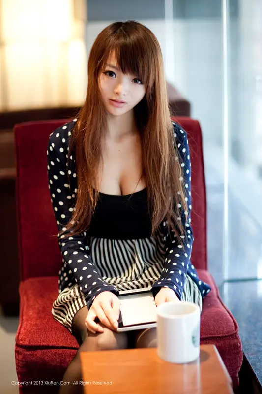 [XIUREN秀人网]2013.10.25 No.038 AngelaLee李玲 – 005.webp
