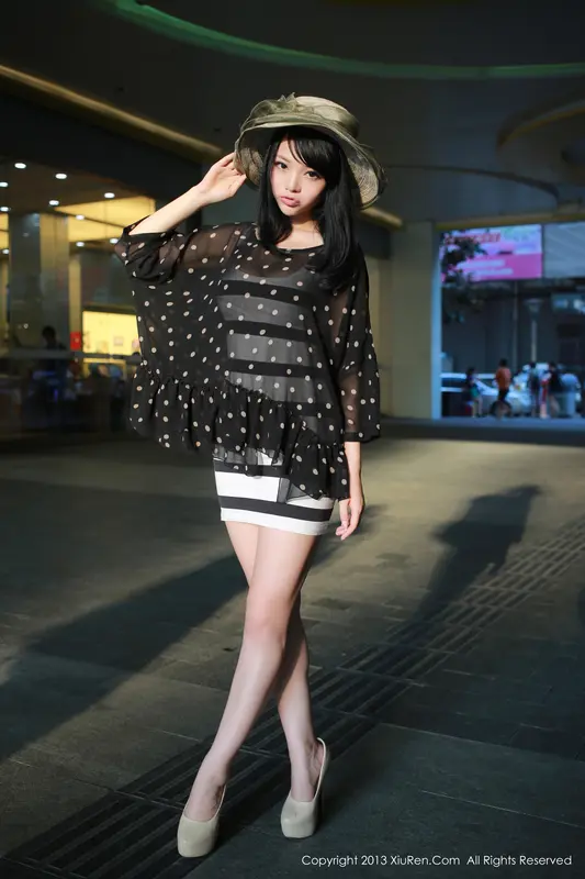 [XIUREN秀人网]2013.10.25 No.038 AngelaLee李玲 – 086.webp