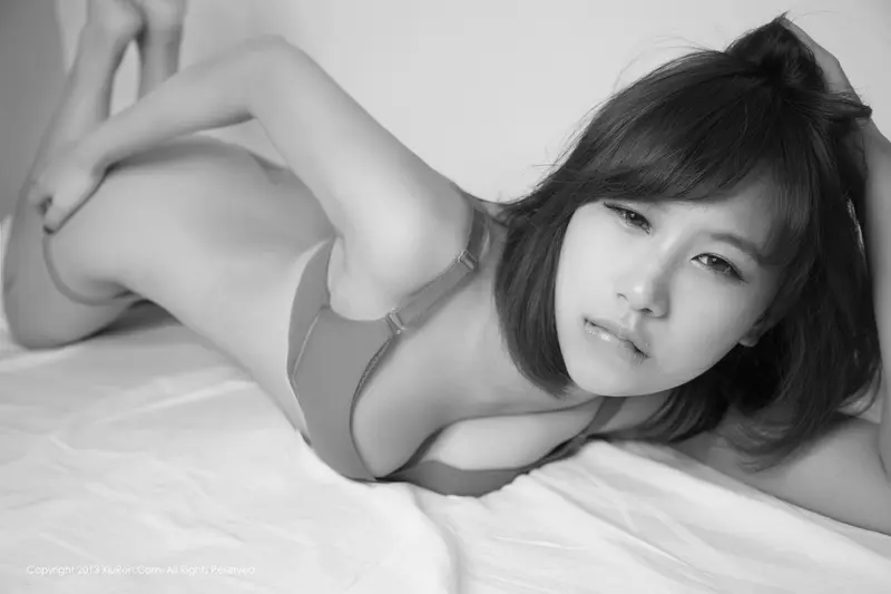 [XIUREN秀人网]2013.10.27 No.039 美媛馆模特 – 056.webp