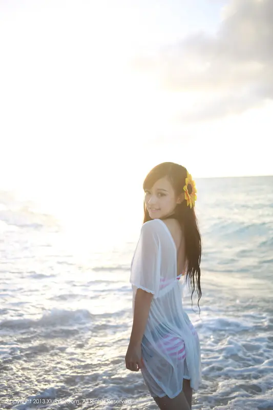 [XIUREN秀人网]2013.11.29 NO.056 Model toro羽住 – 061.webp