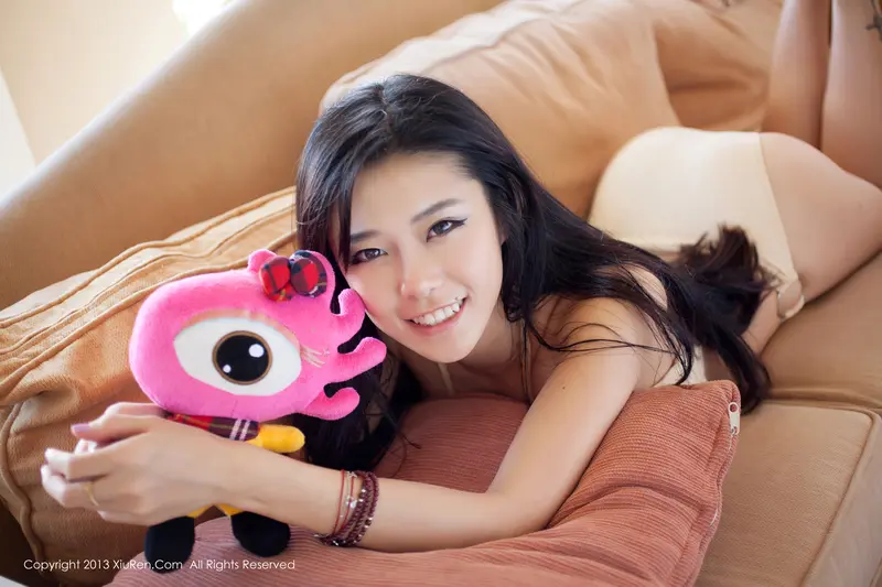 [XIUREN秀人网]2013.12.11 NO.064 Mode luvian本能 – 012.webp