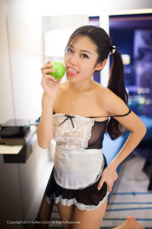 [XIUREN秀人网]2013.12.31 NO.076 Mode Luvian本能 – 049.webp