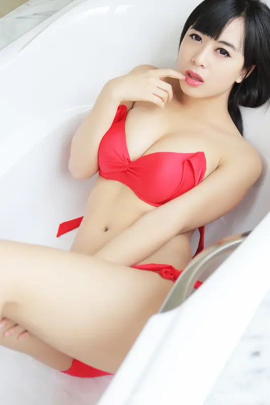 [XIUREN秀人网]2014.03.18 No.114 Mode 黄可christine – 033.webp