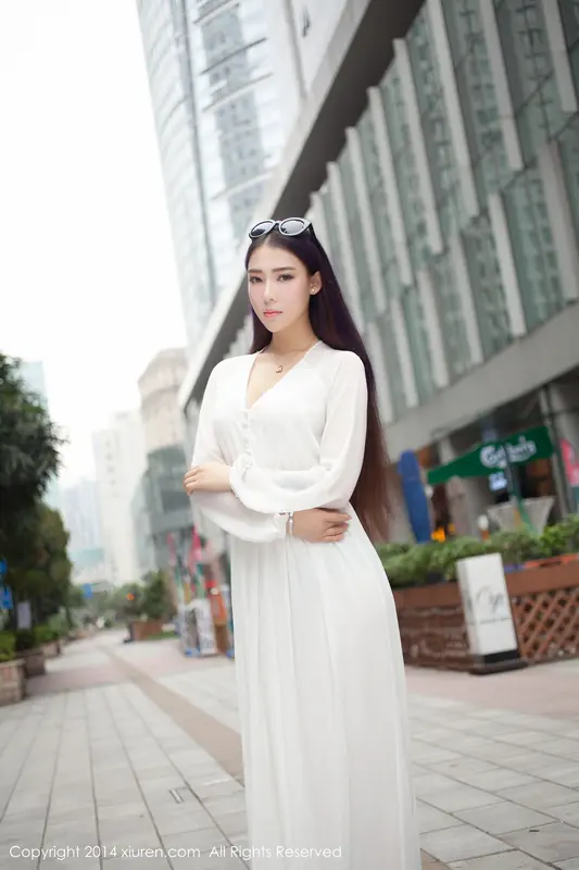 [XIUREN秀人网]2014.04.29 NO.131 Mode 梦娜Vanessa – 026.webp