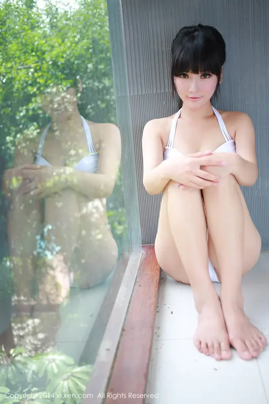 暹羅之旅：性感女神的異國風情寫真