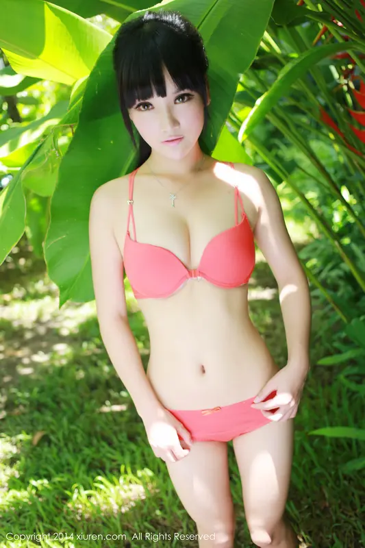 妮兒Bluelabel：夏日性感寫真