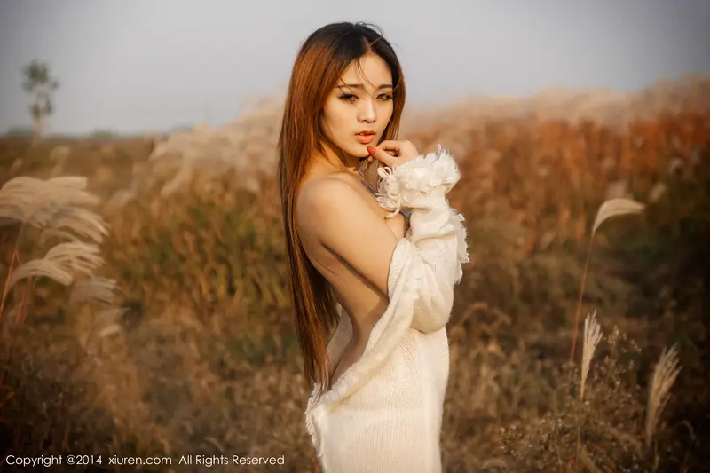 [XIUREN秀人网]2014.09.07 NO.211 YOYO苏小苏 – 045.webp