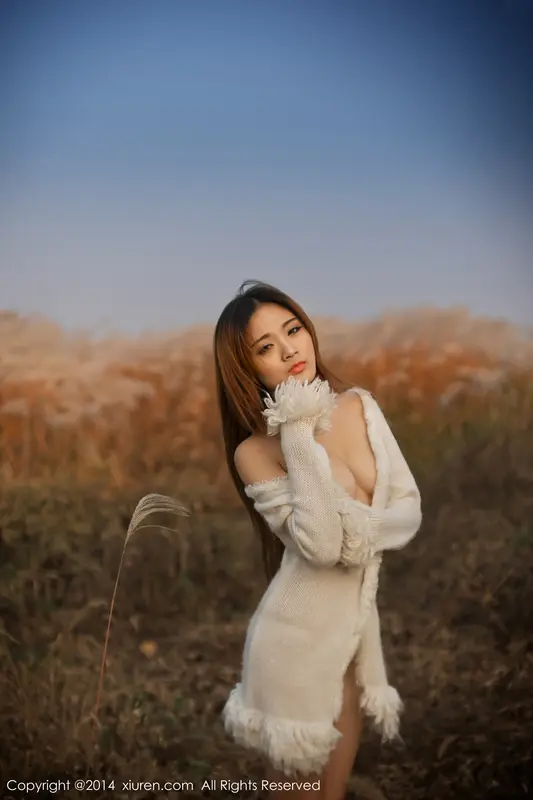[XIUREN秀人网]2014.09.07 NO.211 YOYO苏小苏 – 052.webp