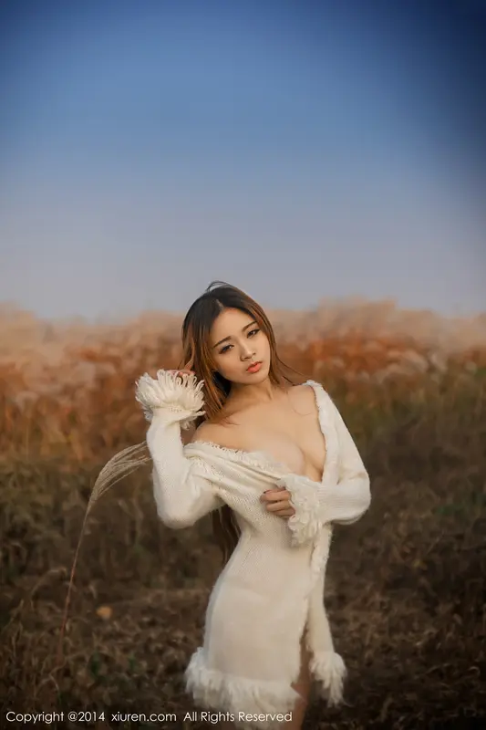 [XIUREN秀人网]2014.09.07 NO.211 YOYO苏小苏 – 053.webp