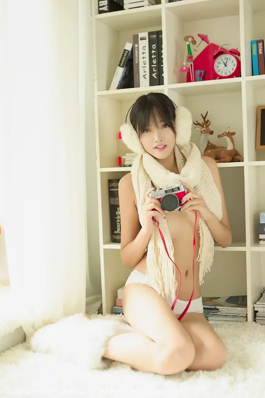 [XIUREN秀人网]2014.09.26 NO.217 靜顏寧 – 011.webp