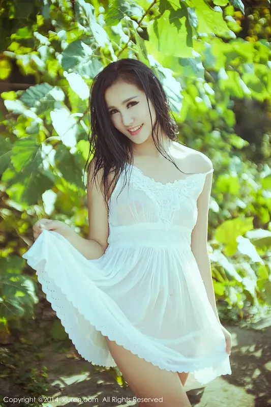 [XIUREN秀人网]2014.10.22 NO.226 刘薇拉 – 036.webp