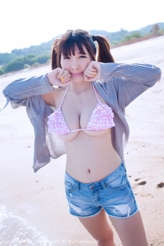 Sunny Xiaoxi's Sensual October Delight
