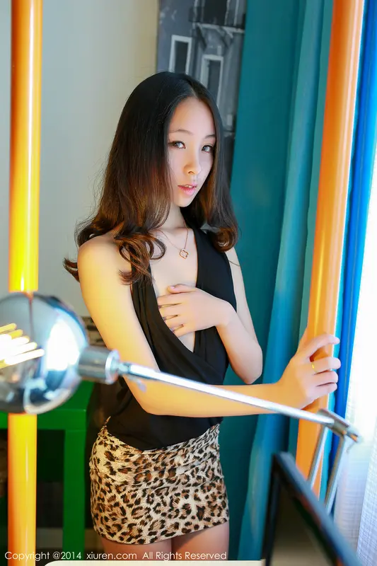 [XIUREN秀人网]2014.11.17 NO.241 梓萱Crystal – 005.webp