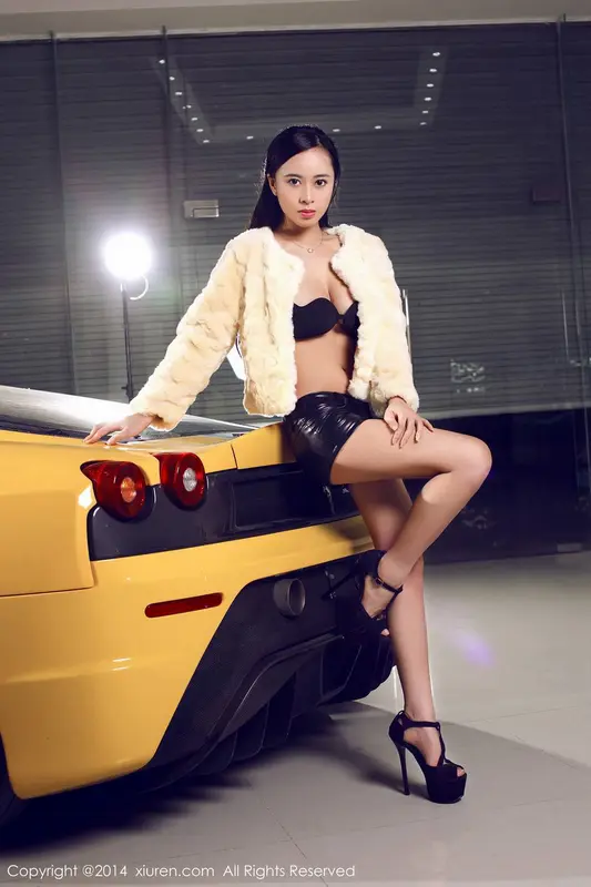 [XIUREN秀人网]2014.12.09 NO.252 黄可Christine – 038.webp