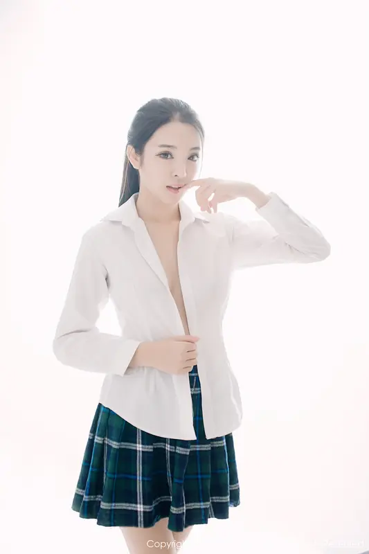 [XIUREN秀人网]2014.12.22 NO.256 陈大榕 – 044.webp