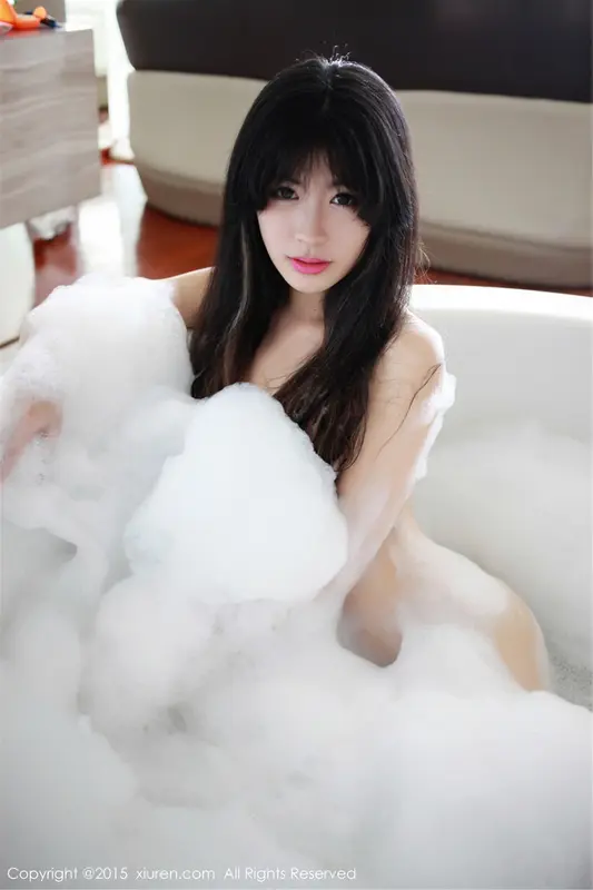 [XIUREN秀人网]2015.01.09 NO.277 刘雪妮Verna – 010.webp