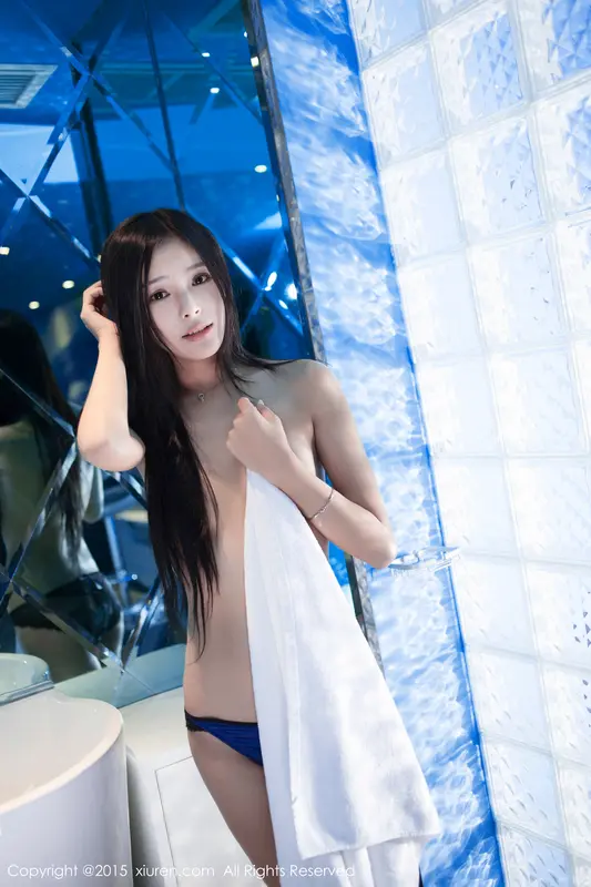 李雨昕的驕傲綻放：性感寫真揭秘