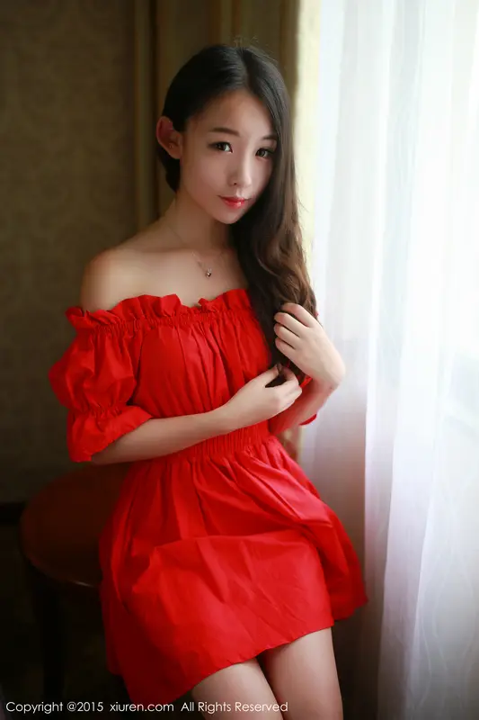 [XIUREN秀人网]2015.06.30 No.347 梓萱Crystal – 011.webp