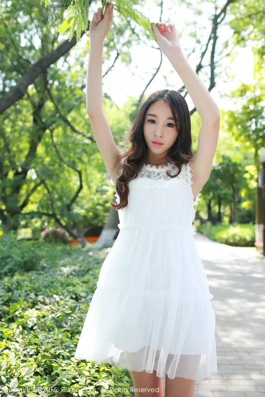 [XIUREN秀人网]2015.08.05 No.371 梓萱Crystal – 016.webp