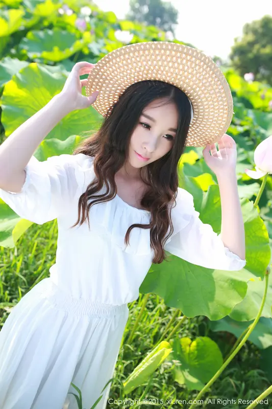 [XIUREN秀人网]2015.08.05 No.371 梓萱Crystal – 020.webp