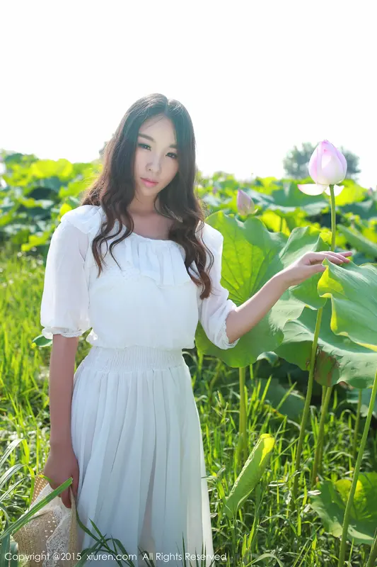 [XIUREN秀人网]2015.08.05 No.371 梓萱Crystal – 021.webp