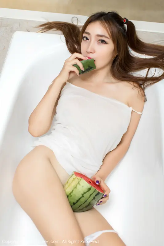 [XIUREN秀人网]2015.08.17 No.379 黄歆苑 – 006.webp