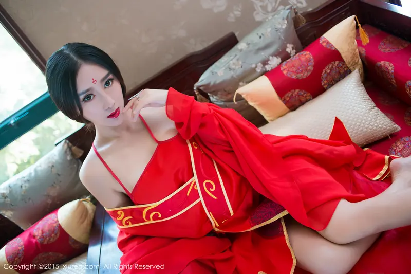 [XIUREN秀人网]2015.08.20 No.382 邹晶晶 – 003.webp