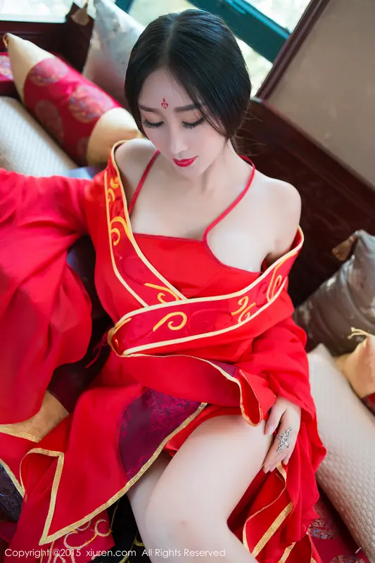 [XIUREN秀人网]2015.08.20 No.382 邹晶晶 – 005.webp