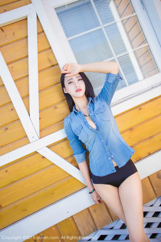 [XIUREN秀人网]2015.11.22 No.421 lucky咏丹 – 001.webp