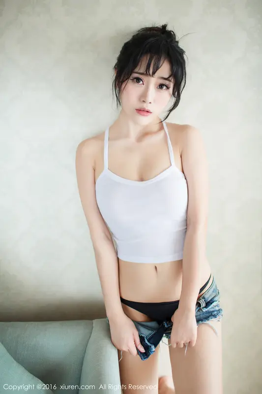 [XIUREN秀人网]2016.06.23 No.550 兜豆靓Youlina – 042.webp