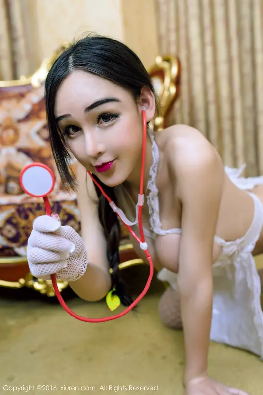 [XIUREN秀人网]2016.07.04 No.555 sibyl是女巫 – 015.webp