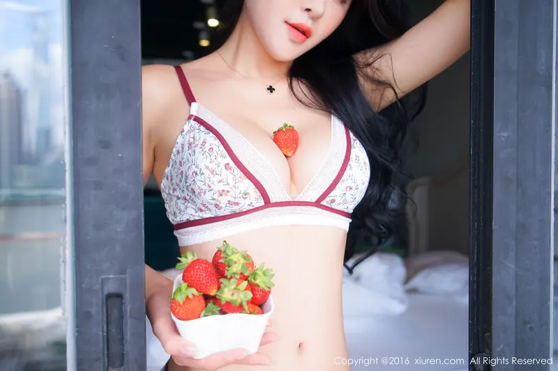 [XIUREN秀人网]2016.08.25 NO.586 叶佳颐 – 034.webp