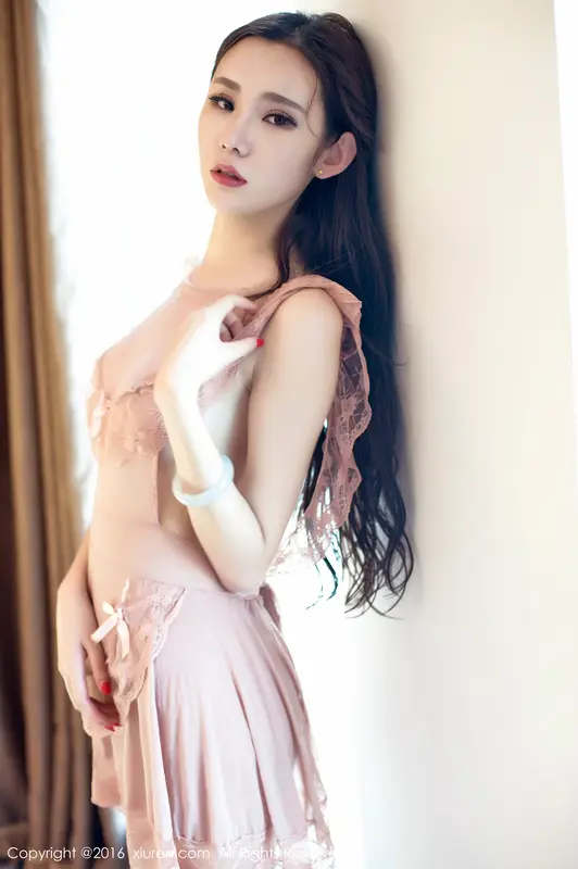 [XIUREN秀人网]2016.09.07 No.597 萌琪琪Irene – 054.webp