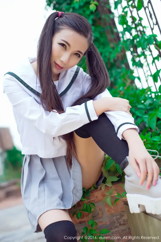趙穎的性感寫真：誘惑與魅力的完美結合