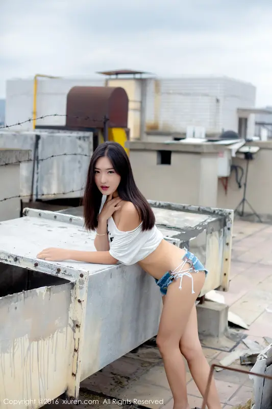 Zhou Yanlin LIN's Enchanting Photo Collection