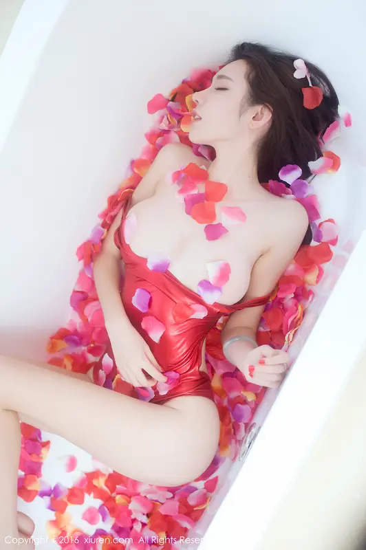 [XIUREN秀人网]2016.10.26 No.625 萌琪琪Irene – 018.webp