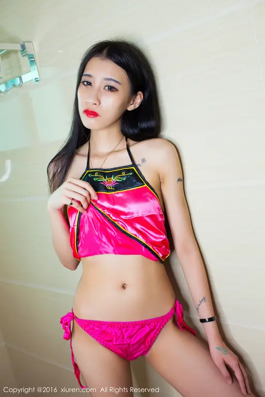 [XIUREN秀人网]2016.11.15 NO.637 黃煒婷Tina – 029.webp