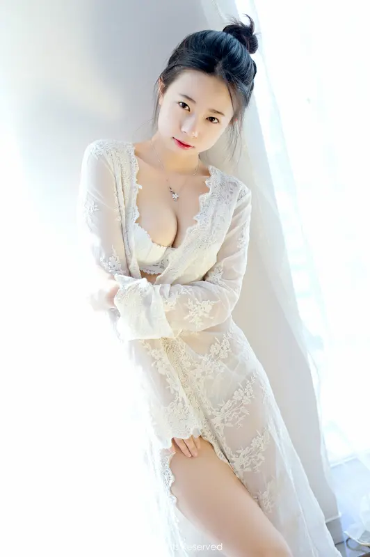 [XIUREN秀人网]2016.11.21 NO.641 草莓zz – 052.webp