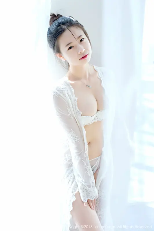 [XIUREN秀人网]2016.11.21 NO.641 草莓zz – 061.webp