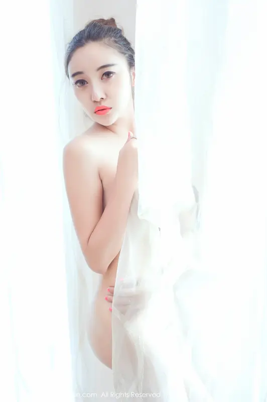 [XIUREN秀人网]2016.11.24 No.644 李梓熙 – 043.webp