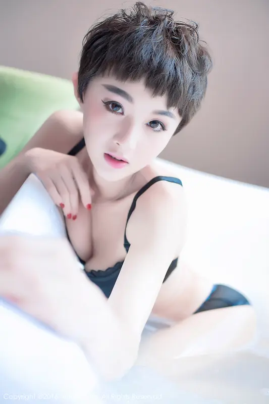 [XIUREN秀人网]2016.12.10 NO.657 baby_kiki – 041.webp