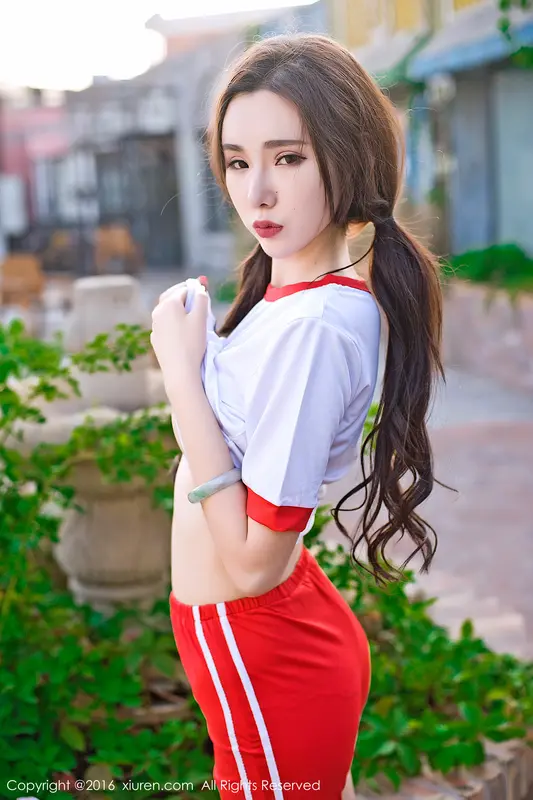 [XIUREN秀人网]2016.12.28 No.669 萌琪琪Irene – 049.webp