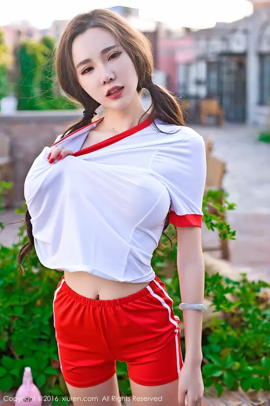 [XIUREN秀人网]2016.12.28 No.669 萌琪琪Irene – 061.webp