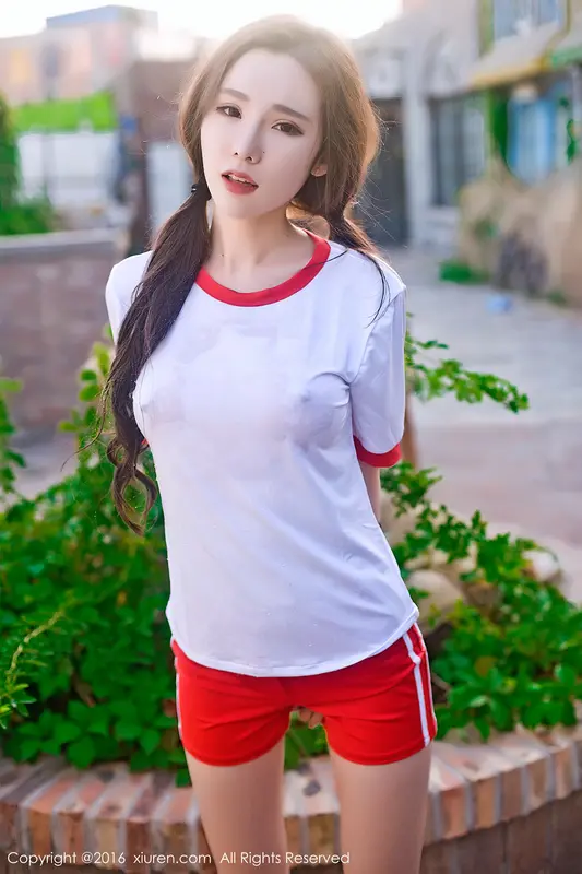 [XIUREN秀人网]2016.12.28 No.669 萌琪琪Irene – 063.webp