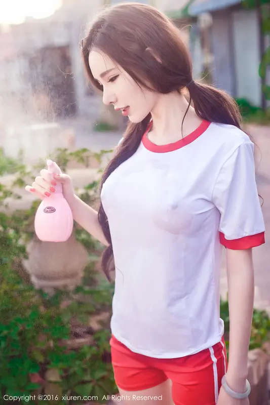 [XIUREN秀人网]2016.12.28 No.669 萌琪琪Irene – 068.webp