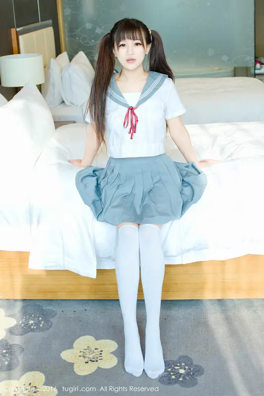 [XIUREN秀人网]2016.12.31 No.672 v熙熙熙熙恩v – 001.webp