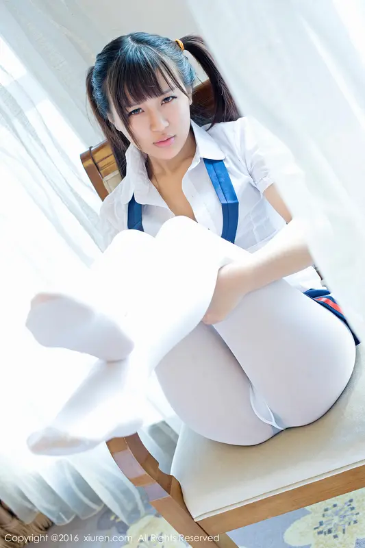 [XIUREN秀人网]2016.12.31 No.672 v熙熙熙熙恩v – 048.webp